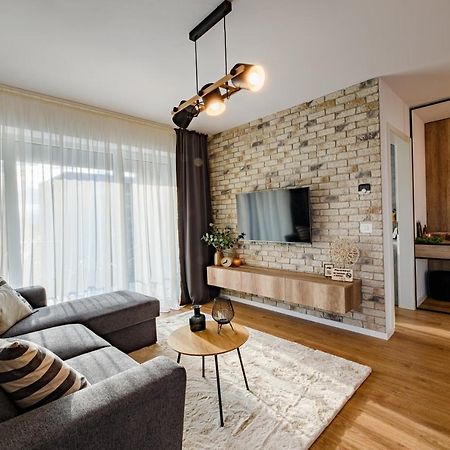 Ara Apart Hotel Braşov Eksteriør billede