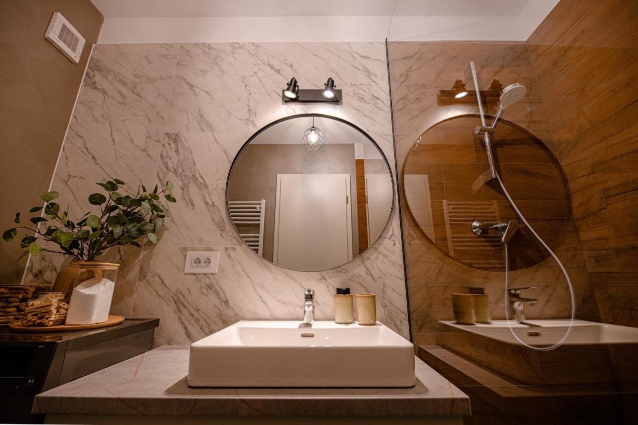 Ara Apart Hotel Braşov Eksteriør billede