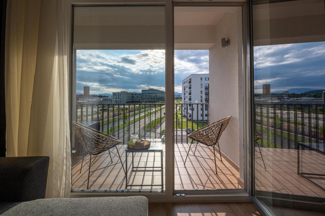 Ara Apart Hotel Braşov Eksteriør billede